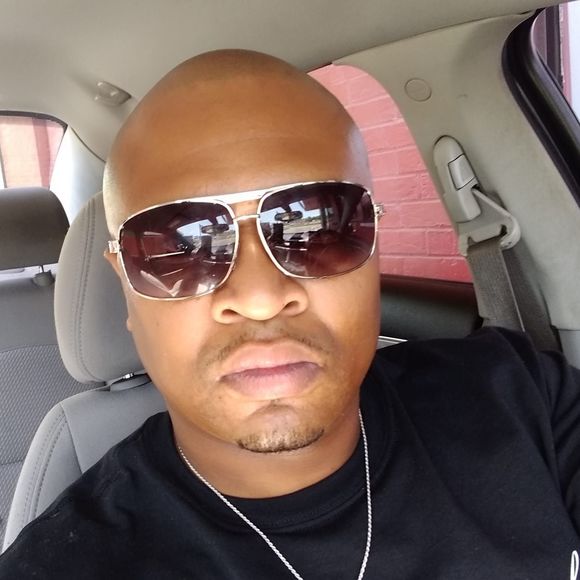 Meet your Posher, Christopher - Picture 1 of 1